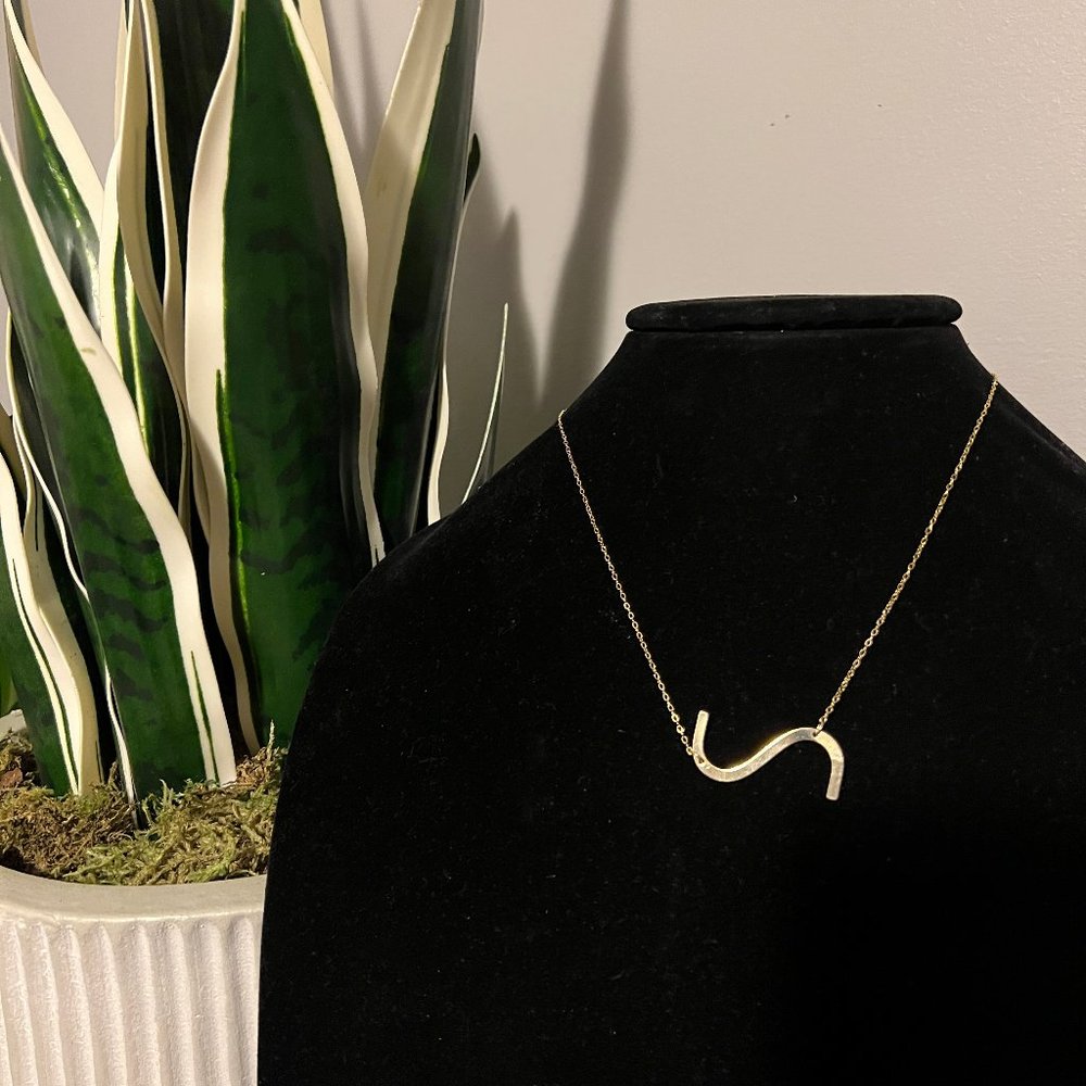 Sideway Initial Necklace (S)